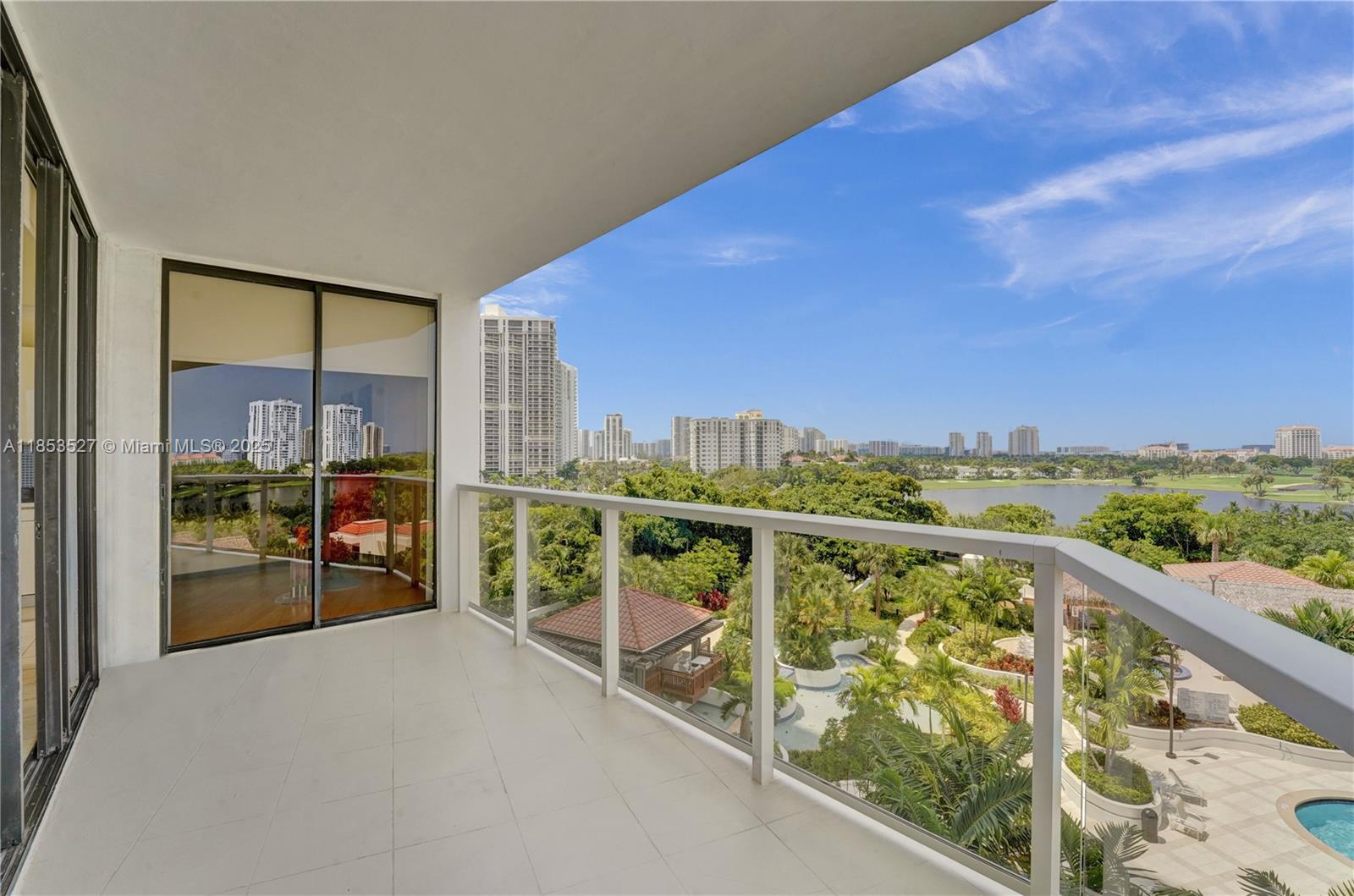 HAMPTONS WEST - Residential Lease