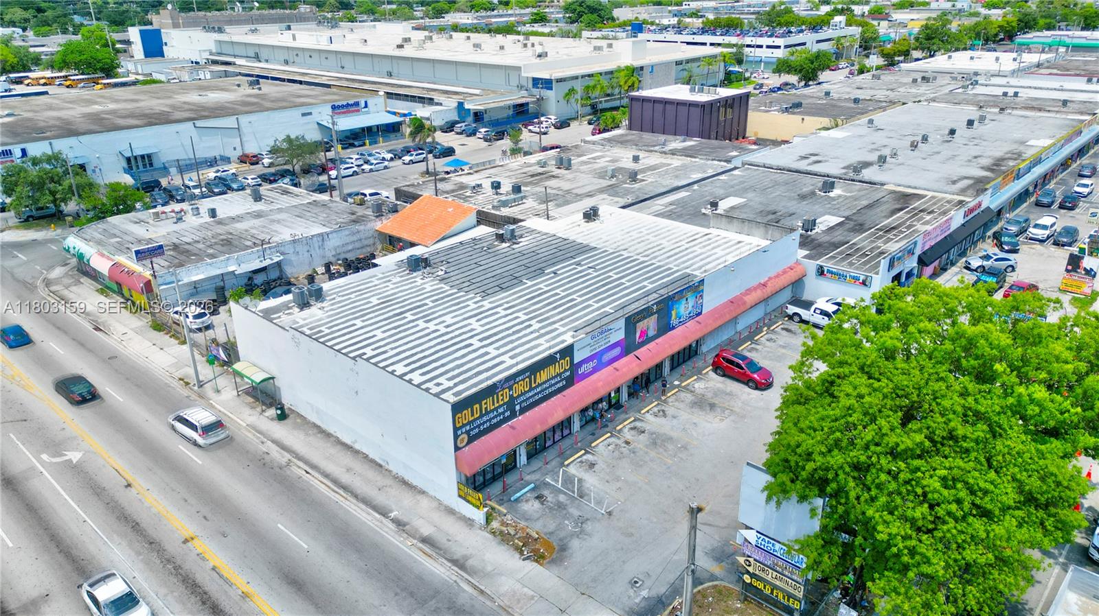 ALEXANDER COURT - Land