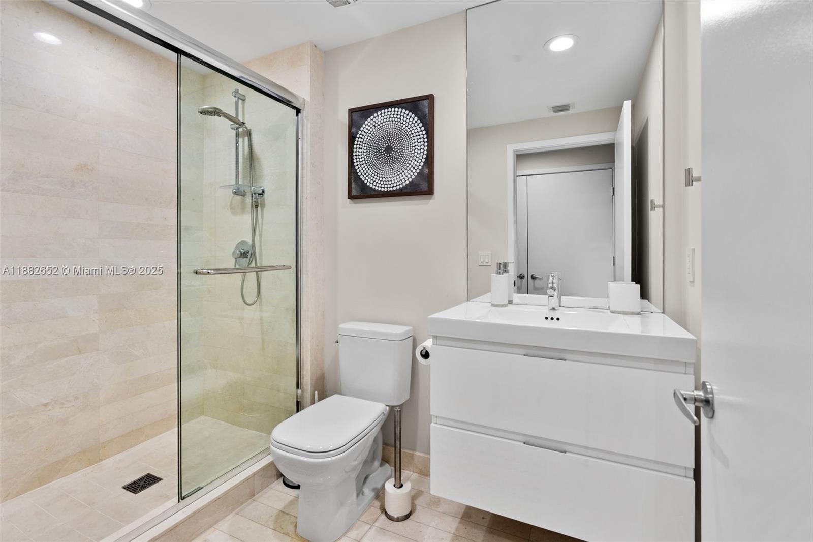 MARINA PALMS RESIDENCES N - Residential