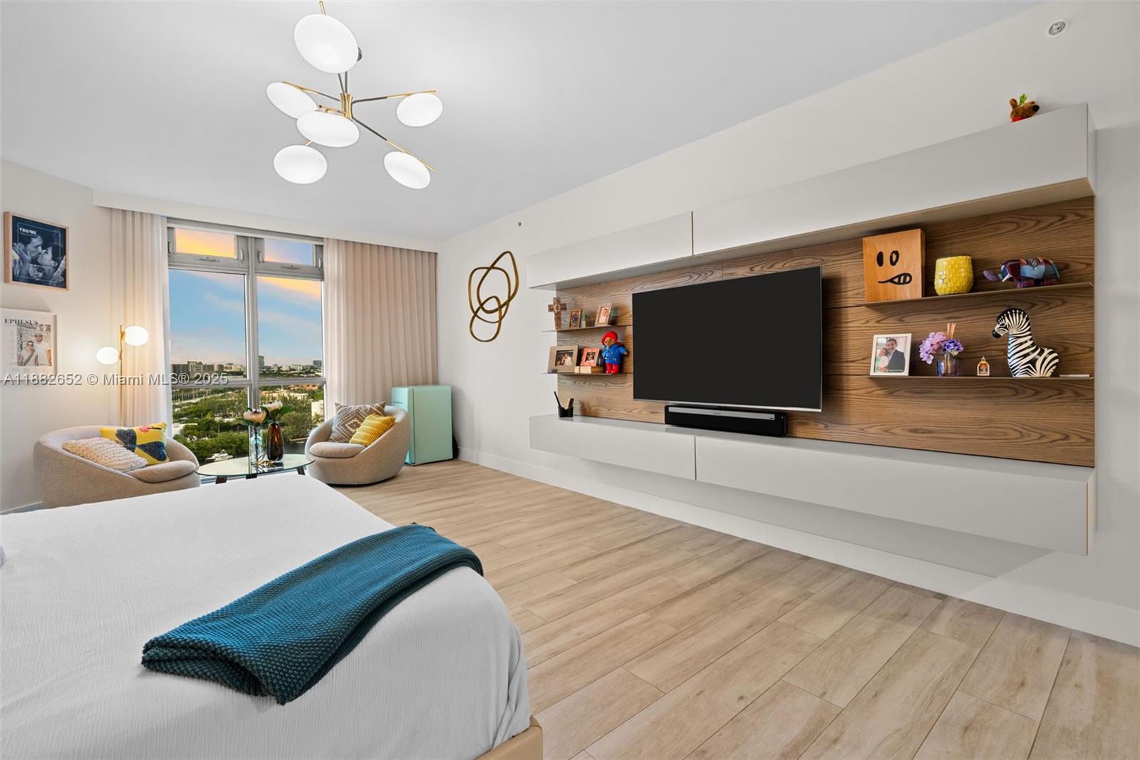 MARINA PALMS RESIDENCES N - Residential