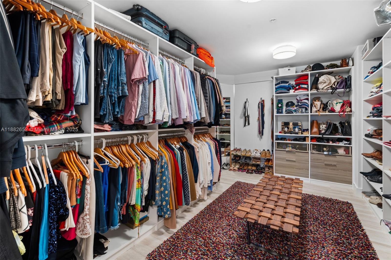 MARINA PALMS RESIDENCES N - Residential