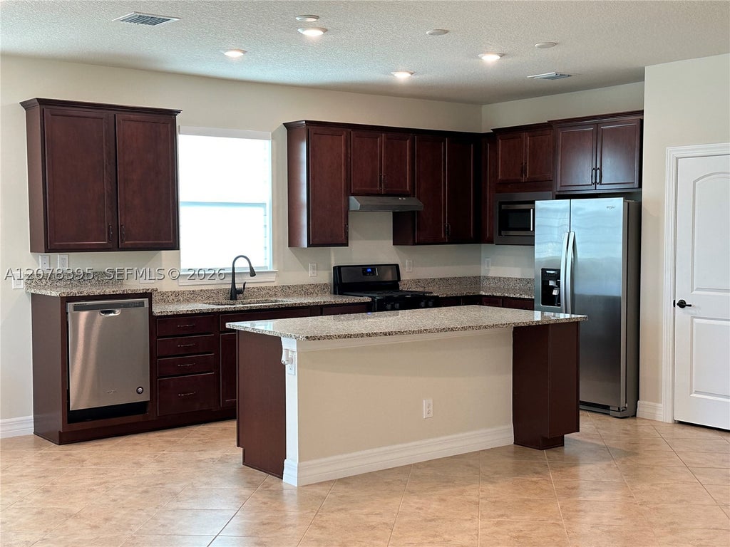 Photo of 12763 SW Vermillion Cir, Port St Lucie, FL 34987 (MLS # A12078395)