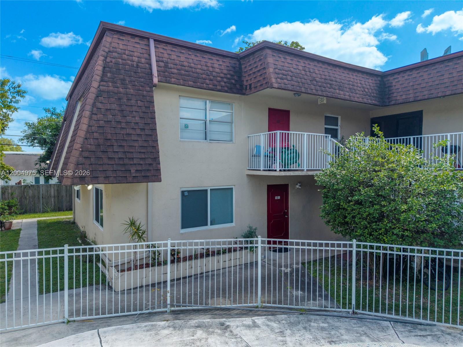 Emerald Isles Condo - Residential