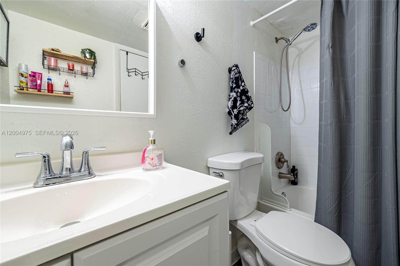 Emerald Isles Condo - Residential