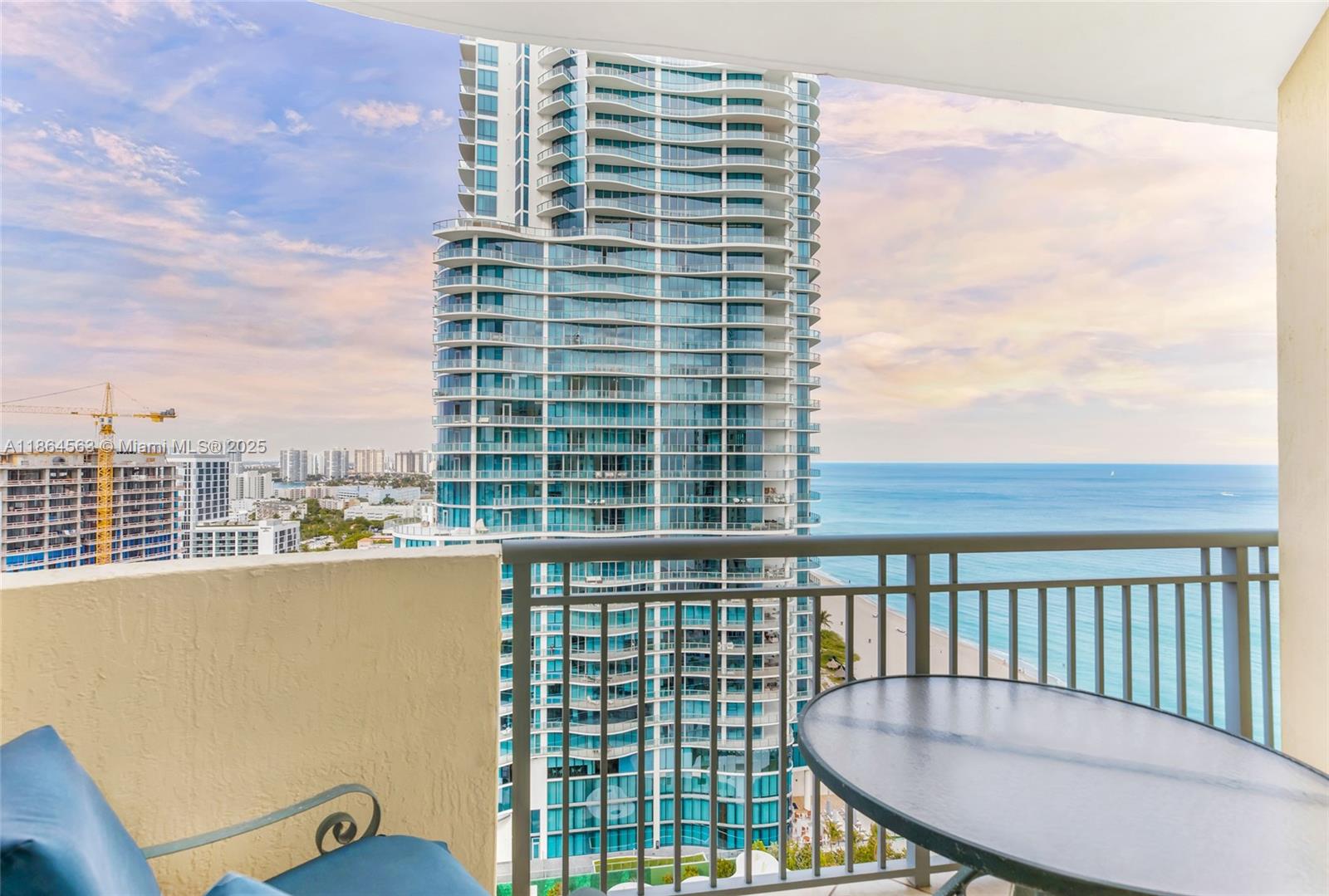 17375 Collins Ave 2207