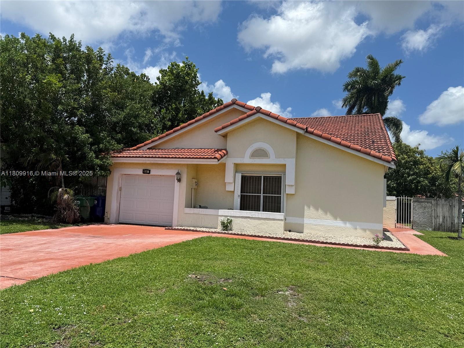 18645 Nw 54th Ct, Miami Gardens, Broward County, Florida - 3 Bedrooms  
2 Bathrooms - 