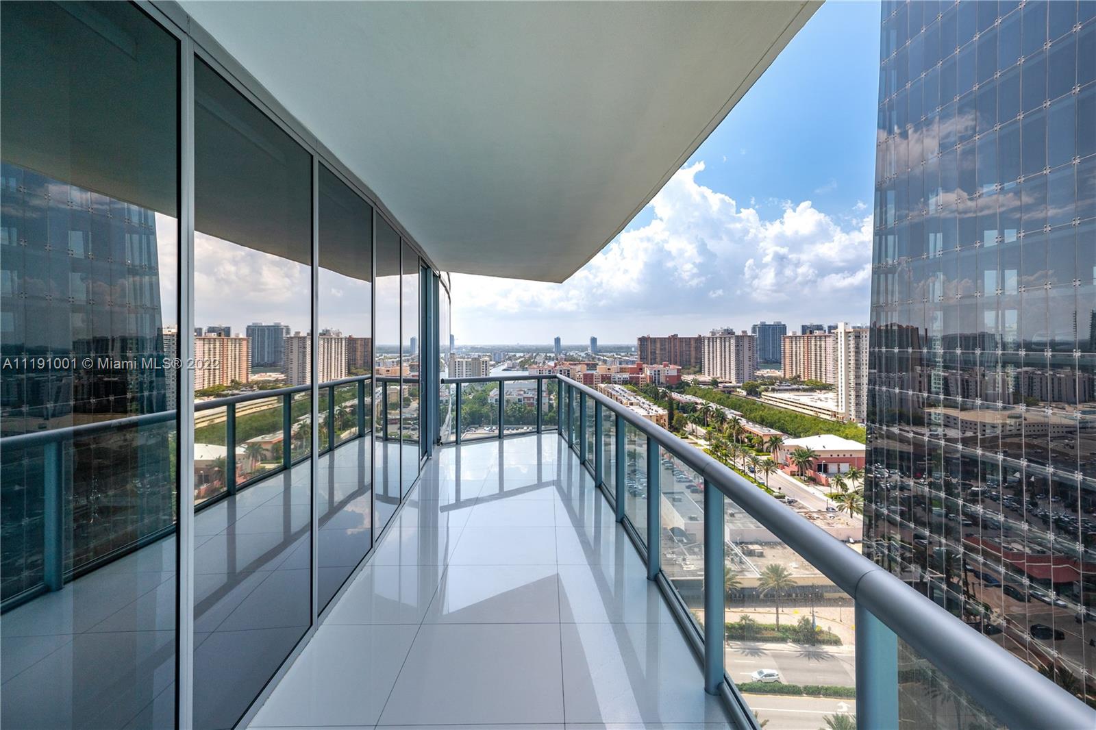 JADE OCEAN CONDO - Residential