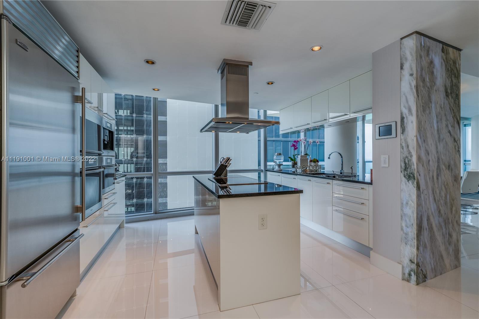 JADE OCEAN CONDO - Residential