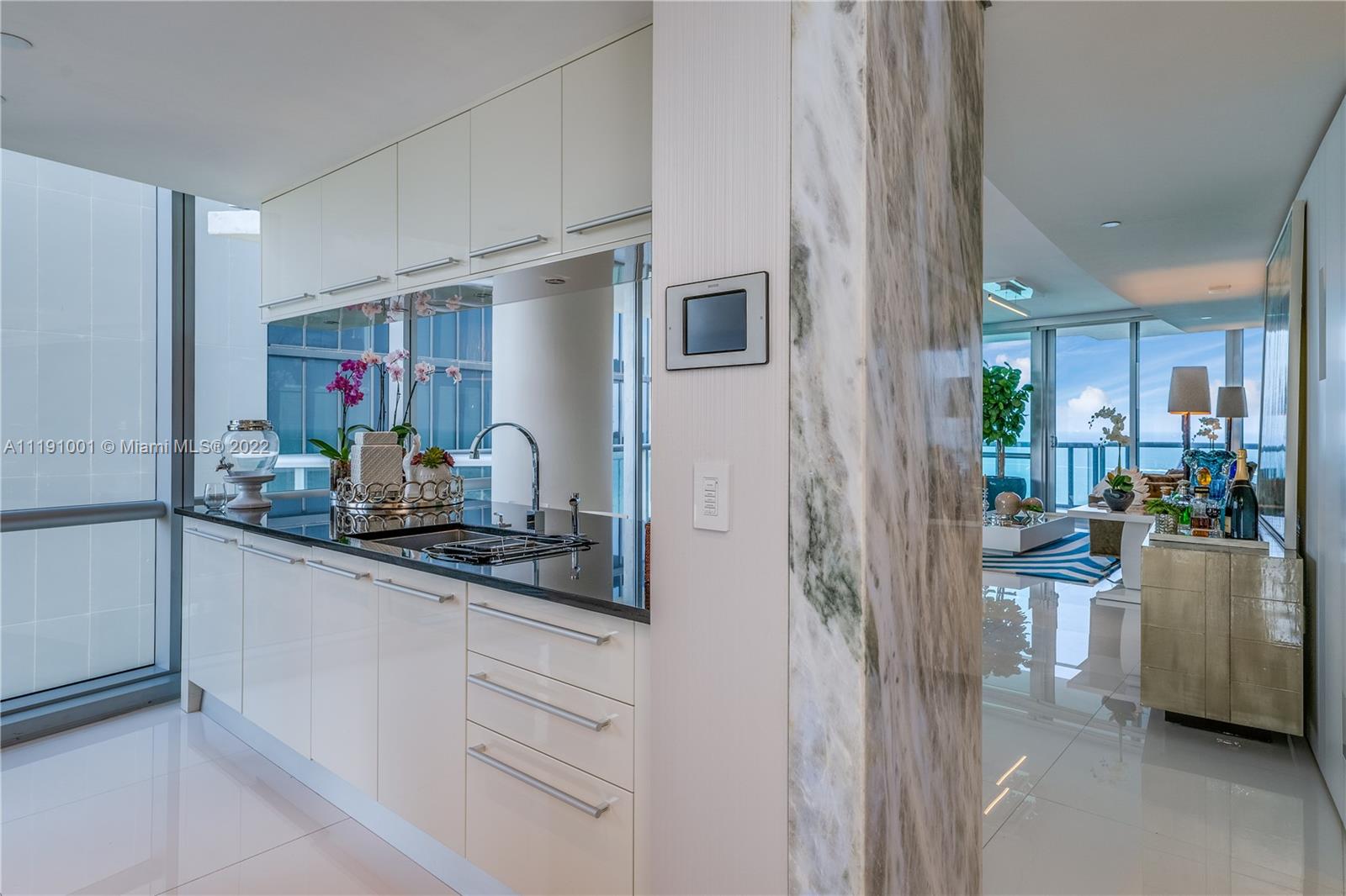 JADE OCEAN CONDO - Residential