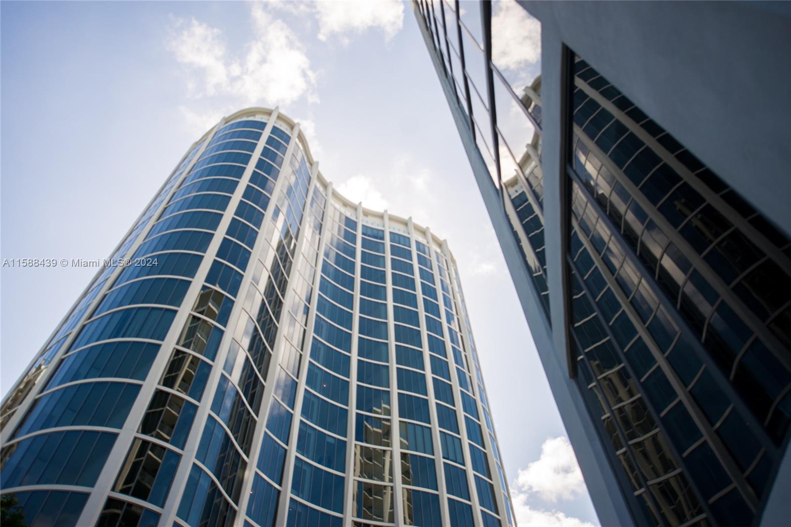 CLUB RESIDENCES AT PARK GR - Residential