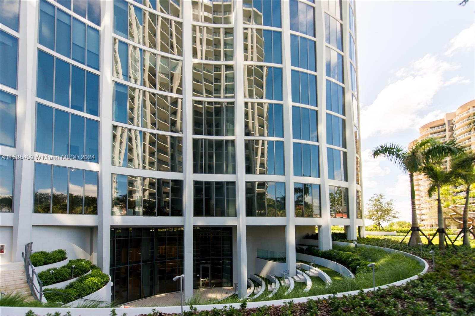 CLUB RESIDENCES AT PARK GR - Residential