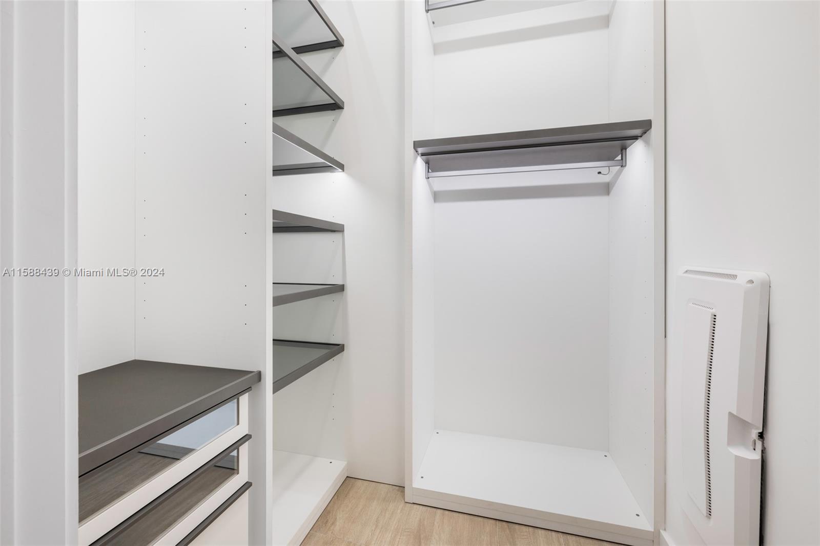 CLUB RESIDENCES AT PARK GR - Residential