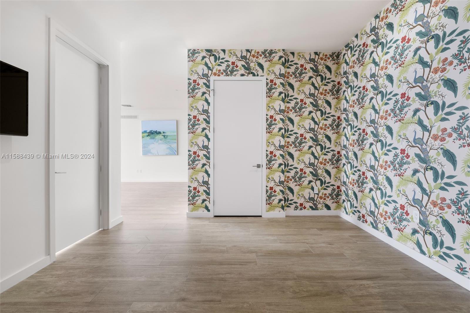 CLUB RESIDENCES AT PARK GR - Residential