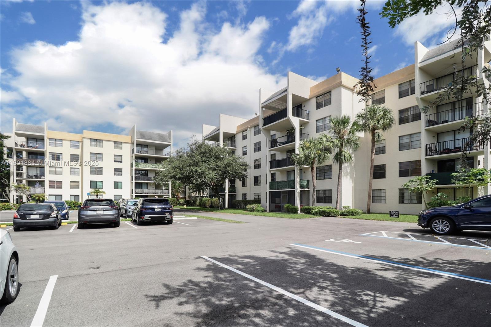 View photos, virtual tours, details... 6190 Woodlands Blvd 308
