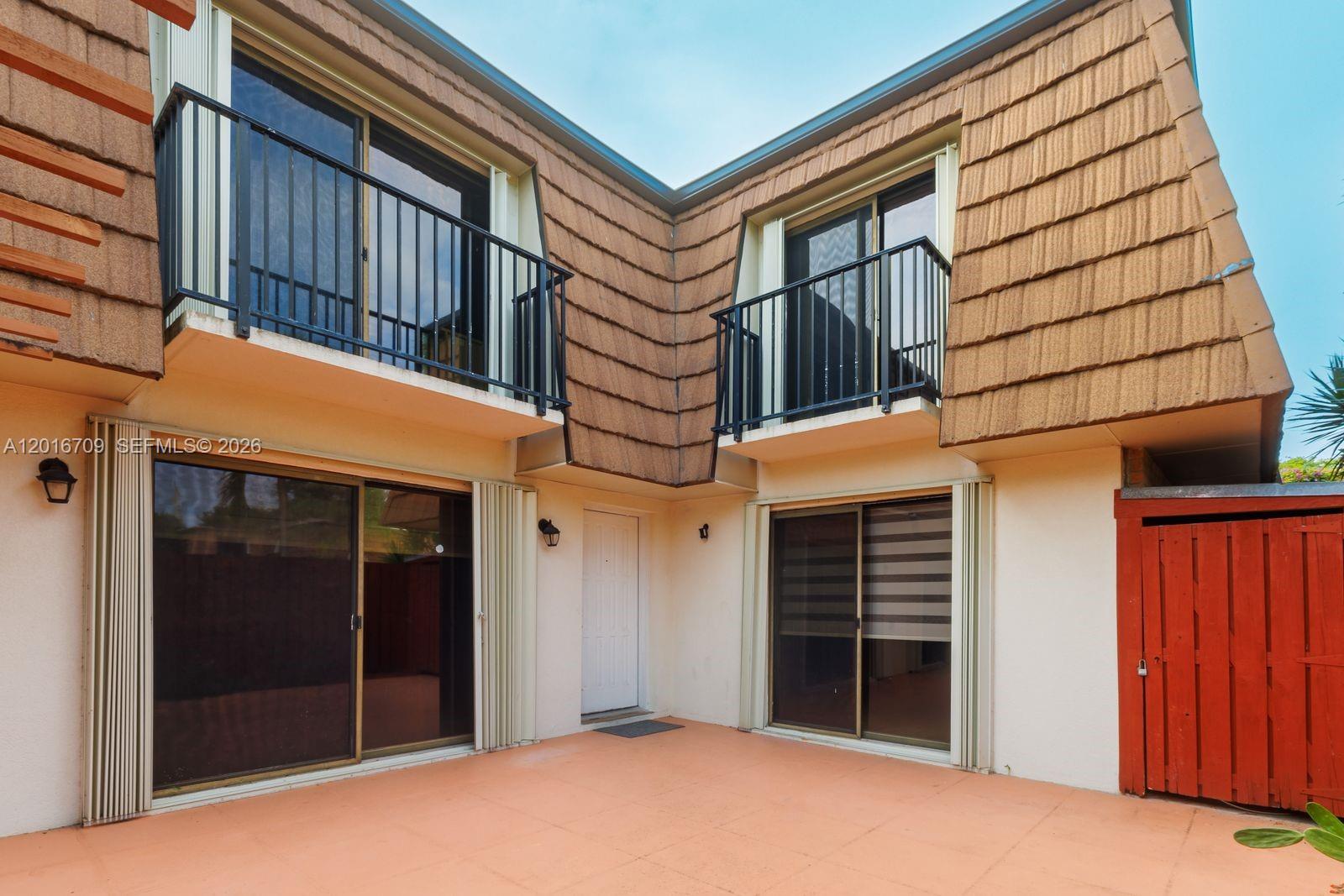 View photos, virtual tours, details... 9126 SW 20th Pl C
