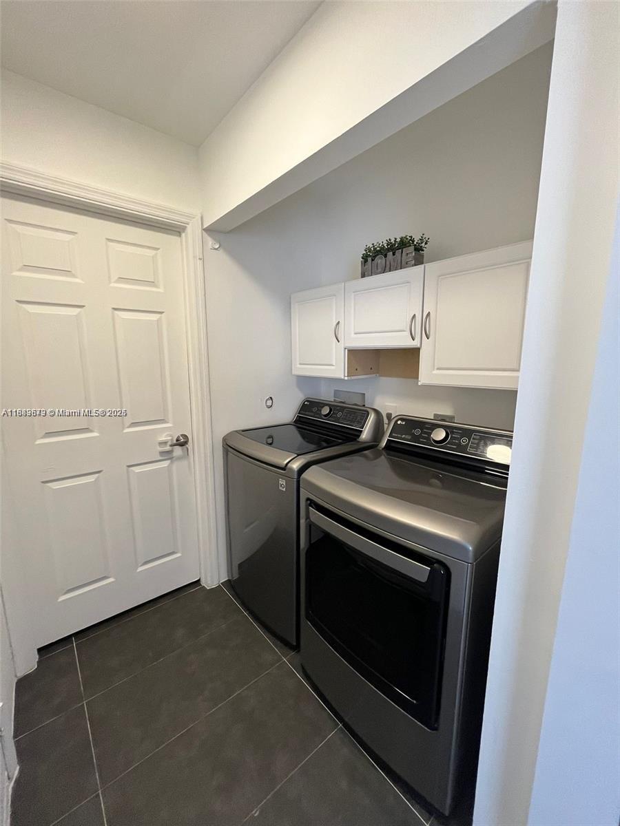 PEMBROKE ISLES 1 - Residential Lease