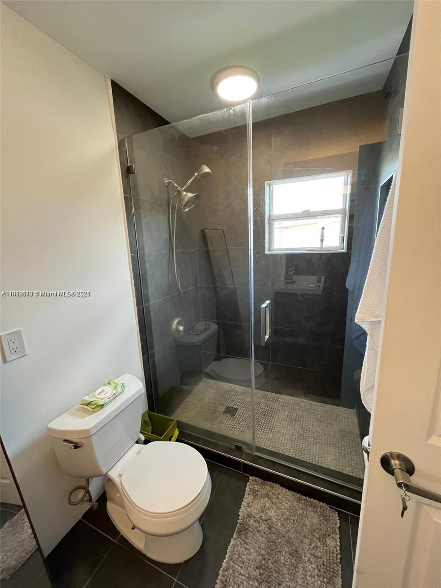 PEMBROKE ISLES 1 - Residential Lease