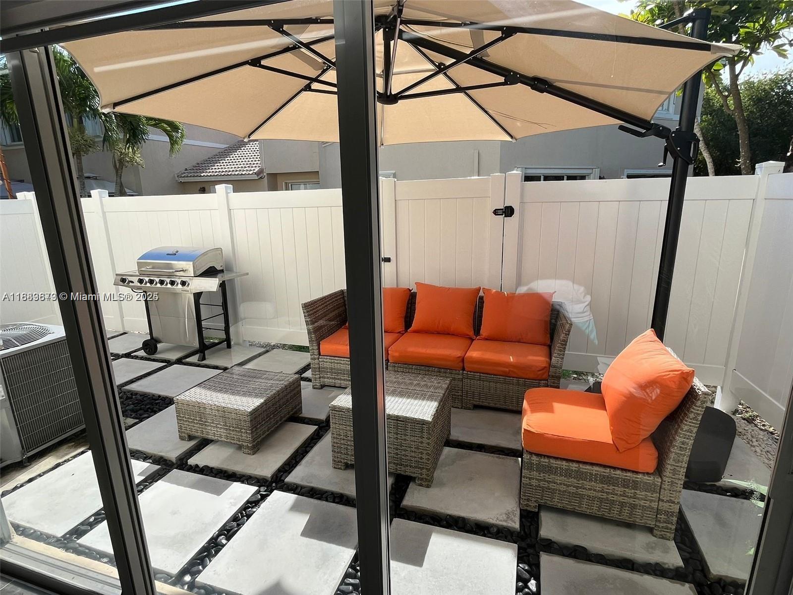 PEMBROKE ISLES 1 - Residential Lease