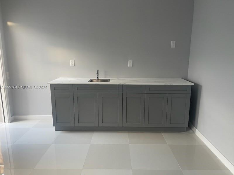 COUNTRY LAKE MANORS SEC 3 - Residential Lease