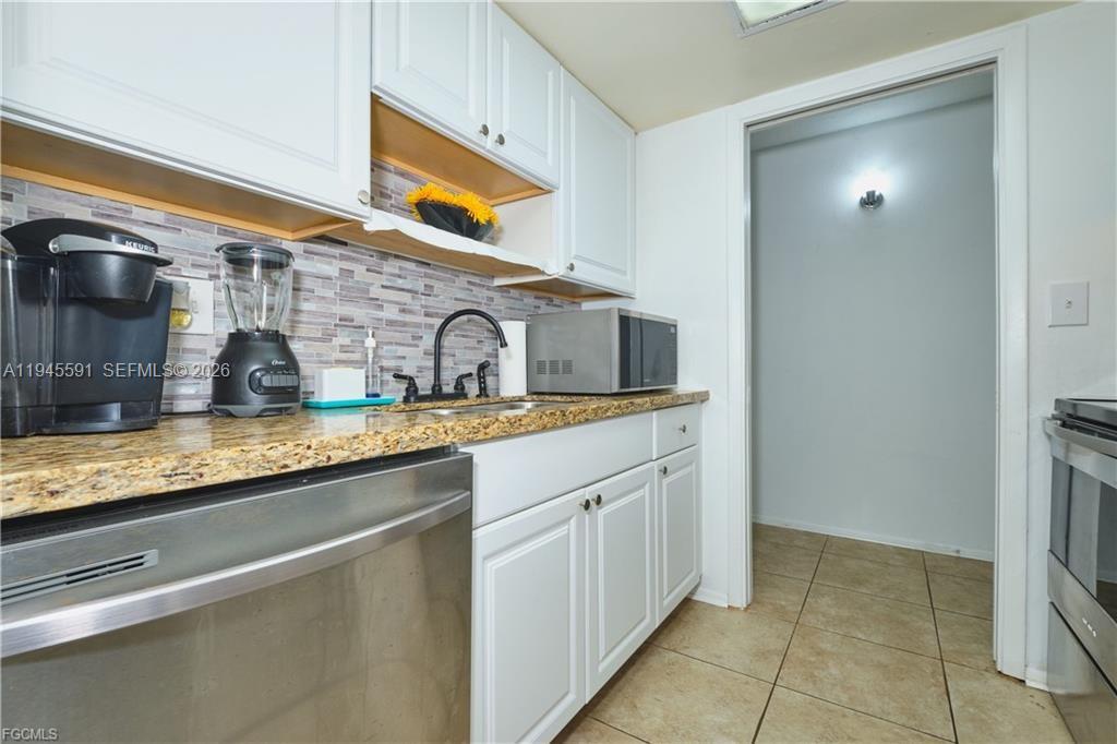 TOWERS CONDO - Residential