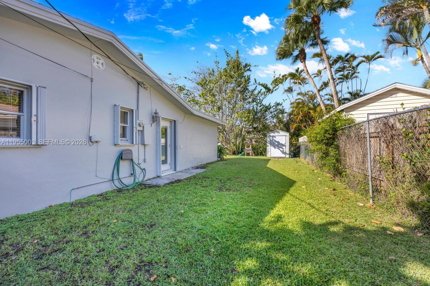 BEVERLY GARDENS - Residential