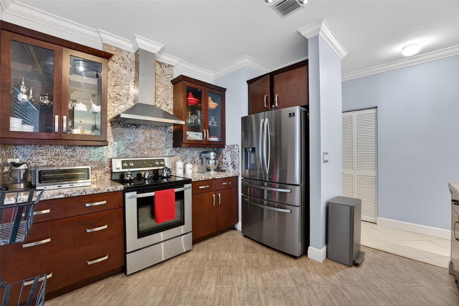 OLYMPIA & YORK RESIDENTIA - Residential