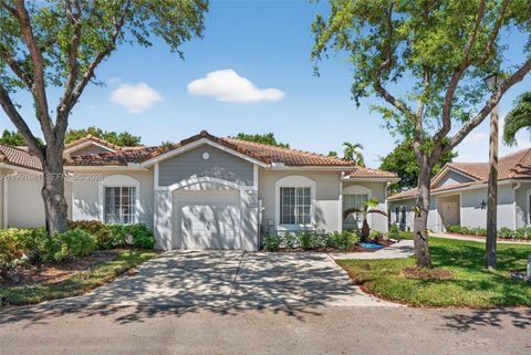 Photo of 1221 SW 48th Ter, Deerfield Beach, FL 33442 (MLS # A11991661)
