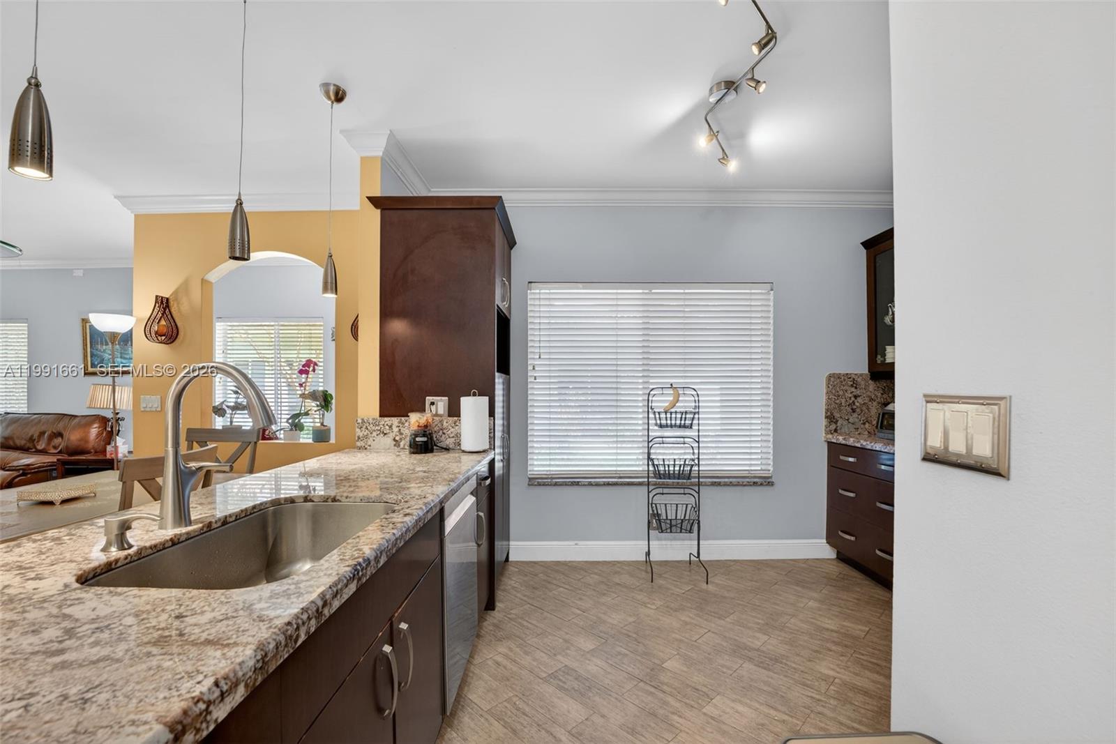 OLYMPIA & YORK RESIDENTIA - Residential