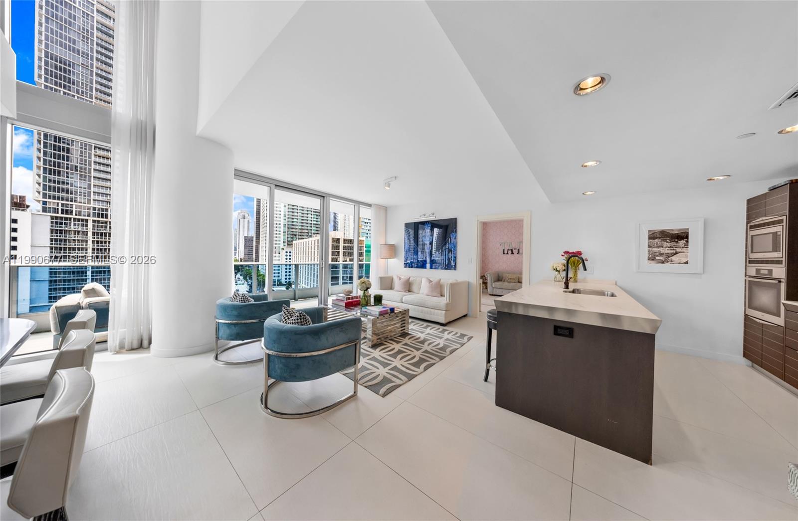 200 Biscayne Boulevard Way 904