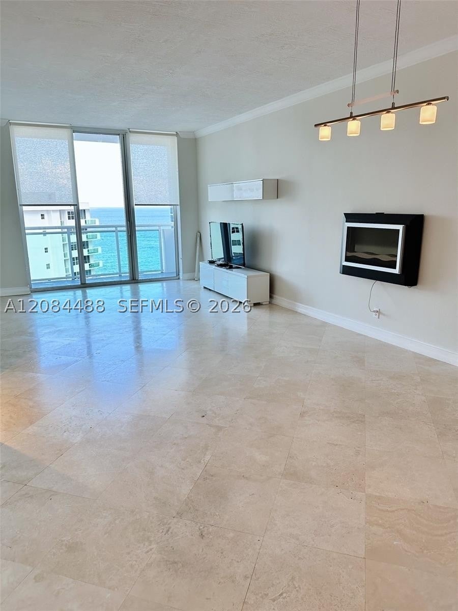 3000 S Ocean Dr 1606