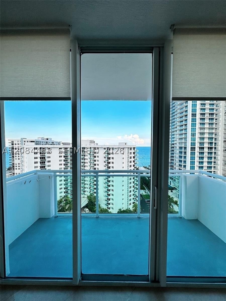 3000 S Ocean Dr 1606