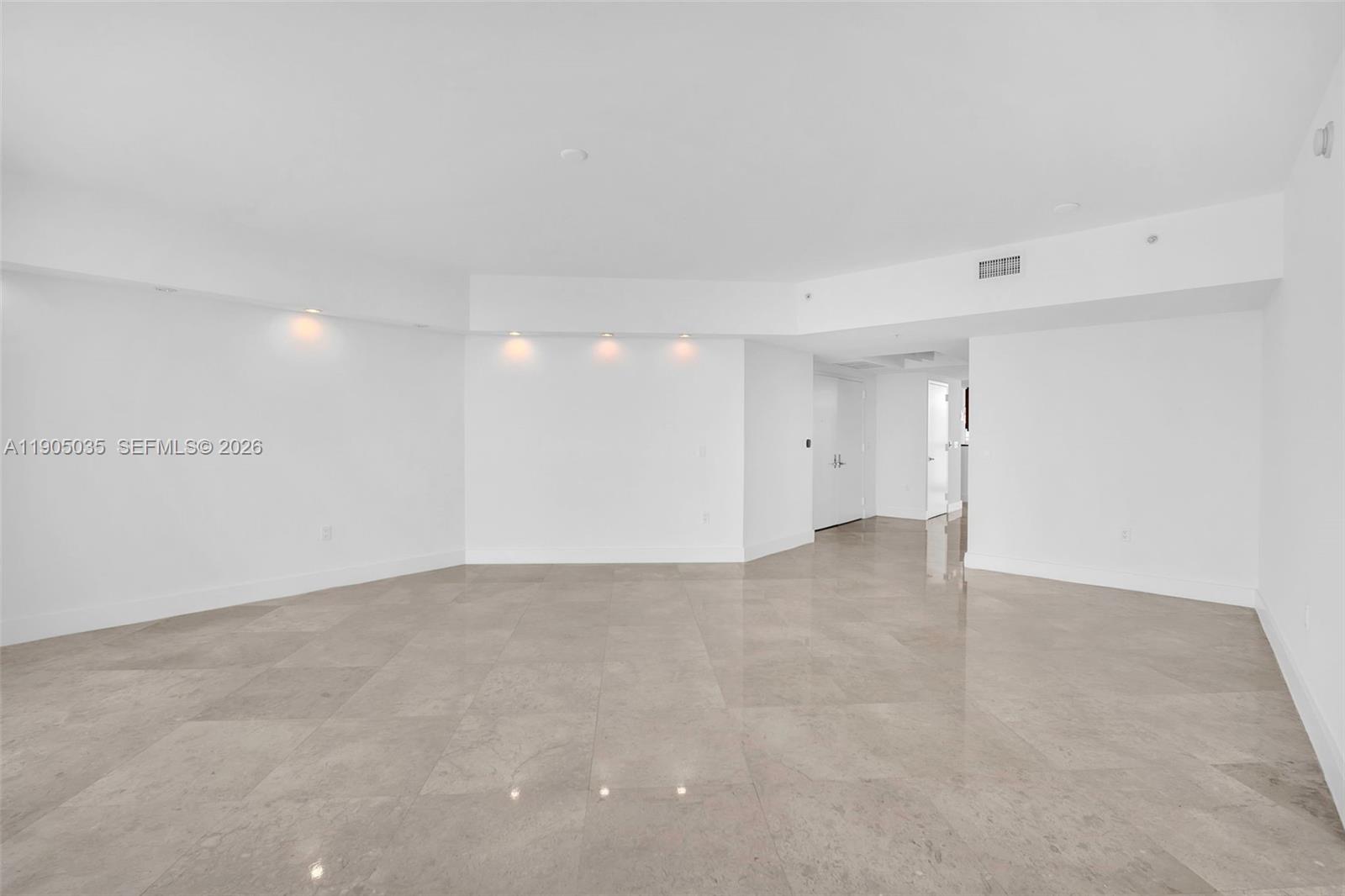 LAS OLAS RIVER HOUSE COND - Residential