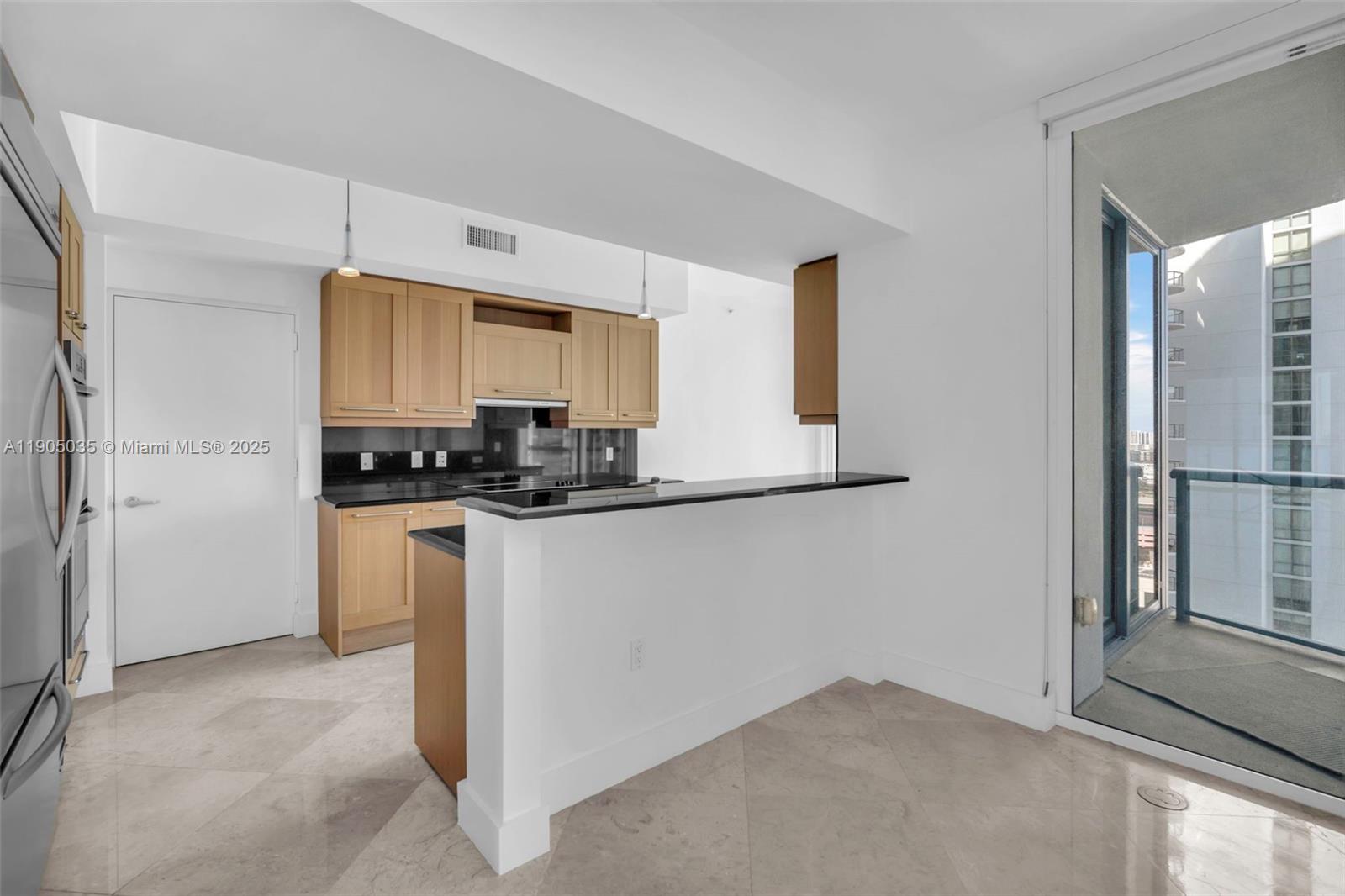 LAS OLAS RIVER HOUSE COND - Residential