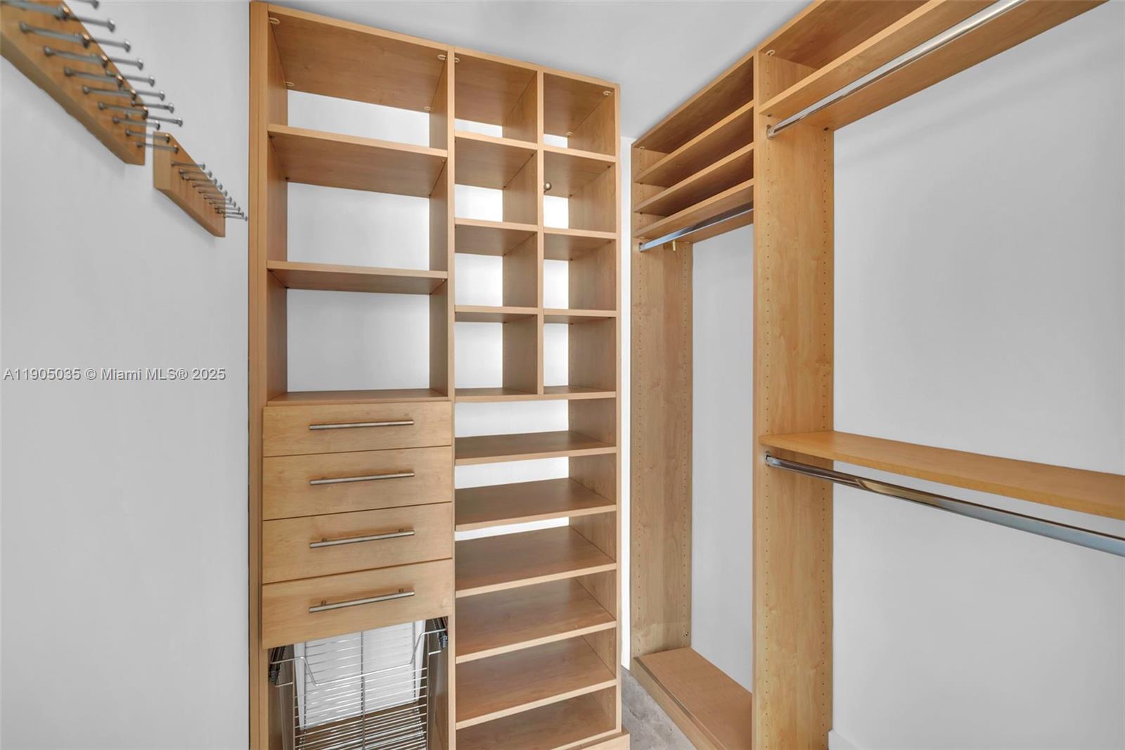 LAS OLAS RIVER HOUSE COND - Residential