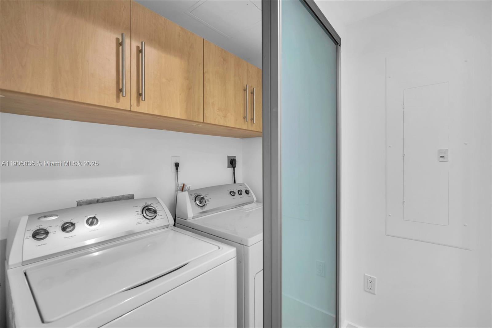 LAS OLAS RIVER HOUSE COND - Residential