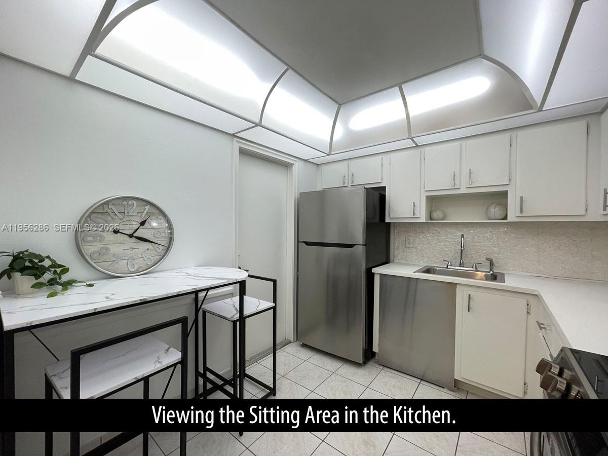 IMPERIAL TOWERS CONDO - Residential