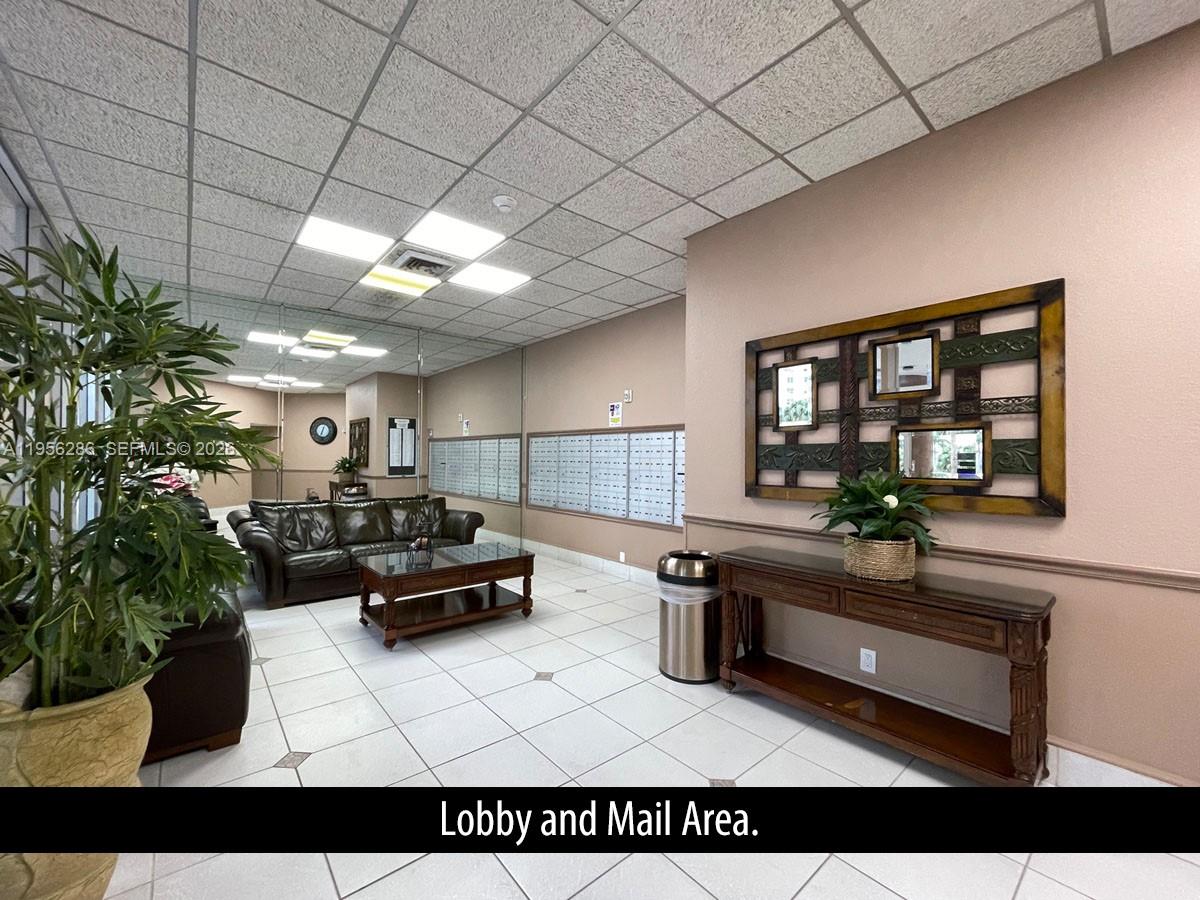 IMPERIAL TOWERS CONDO - Residential