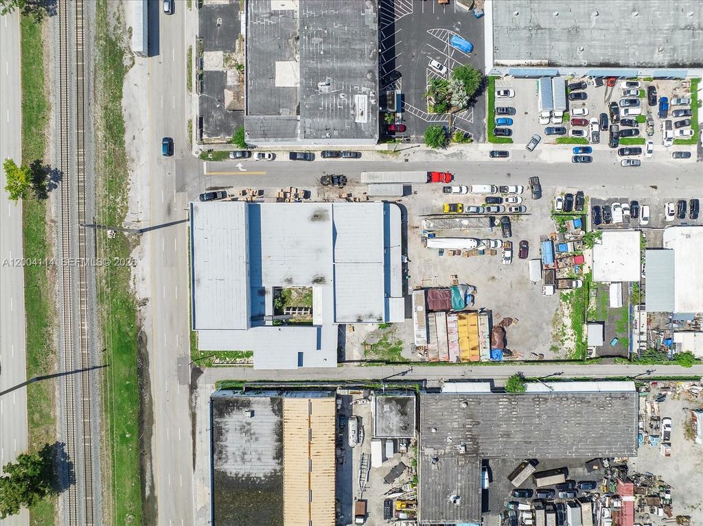 Photo of 2040 Liberty St, Hollywood, FL 33020 (MLS # A12004114)