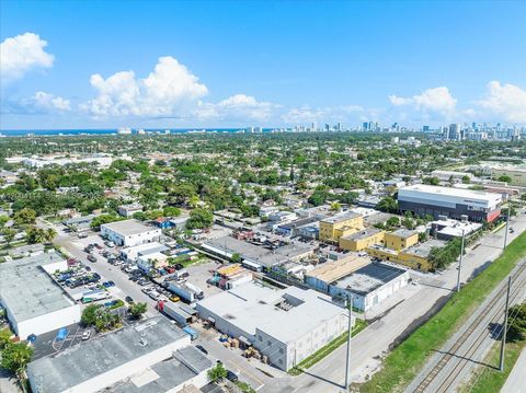 2040 Liberty St Hollywood FL 33020