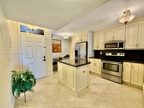 6404 Coral Lake Dr 104 Margate FL 33063