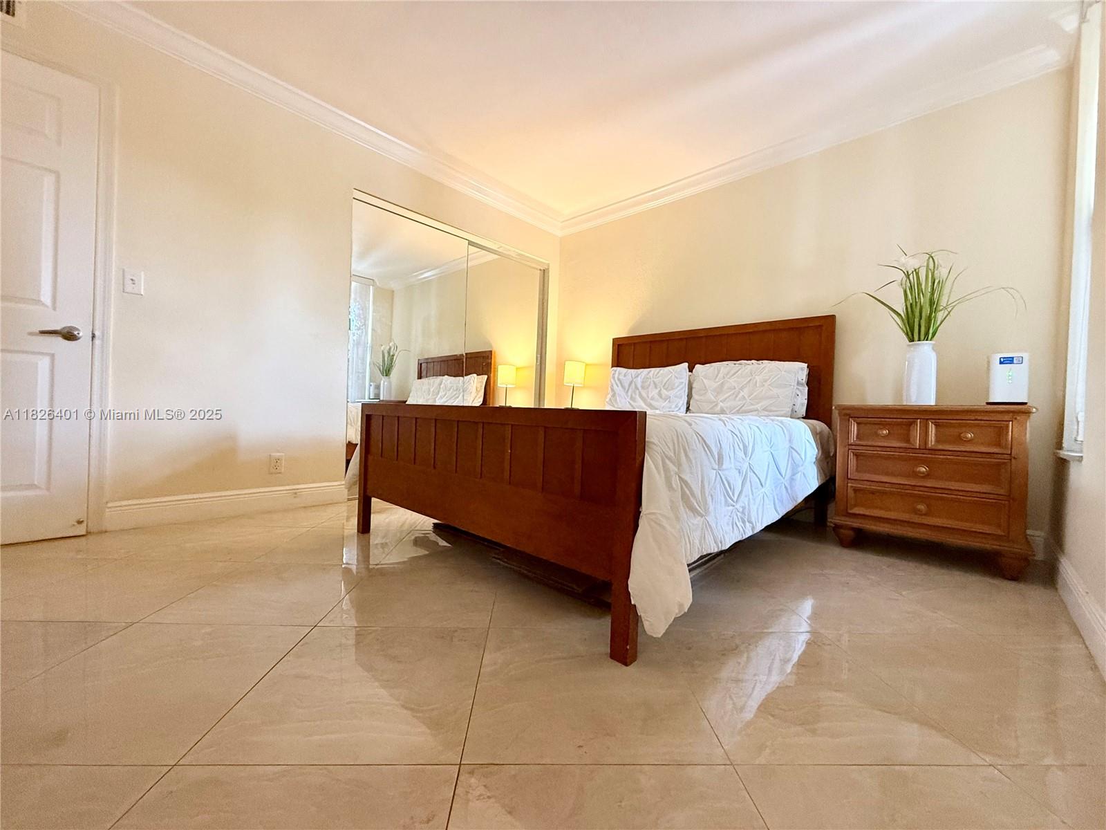 CORAL GATE IX CONDO - Residential