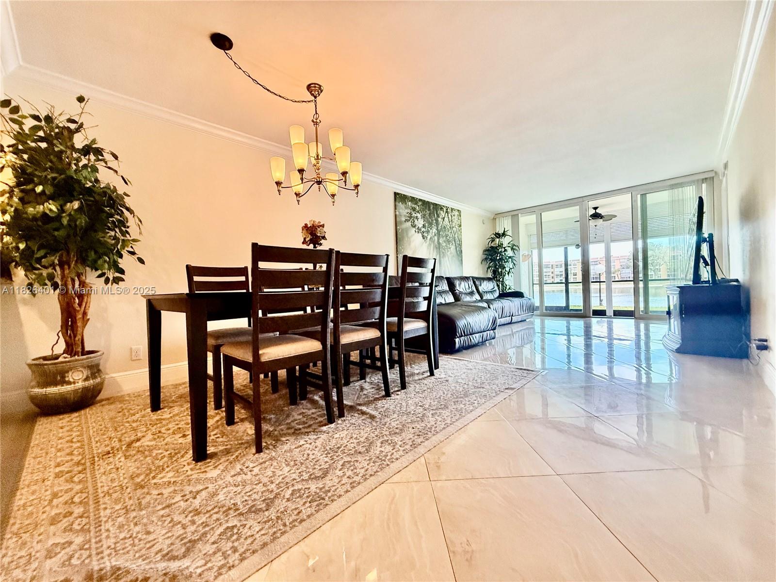 CORAL GATE IX CONDO - Residential