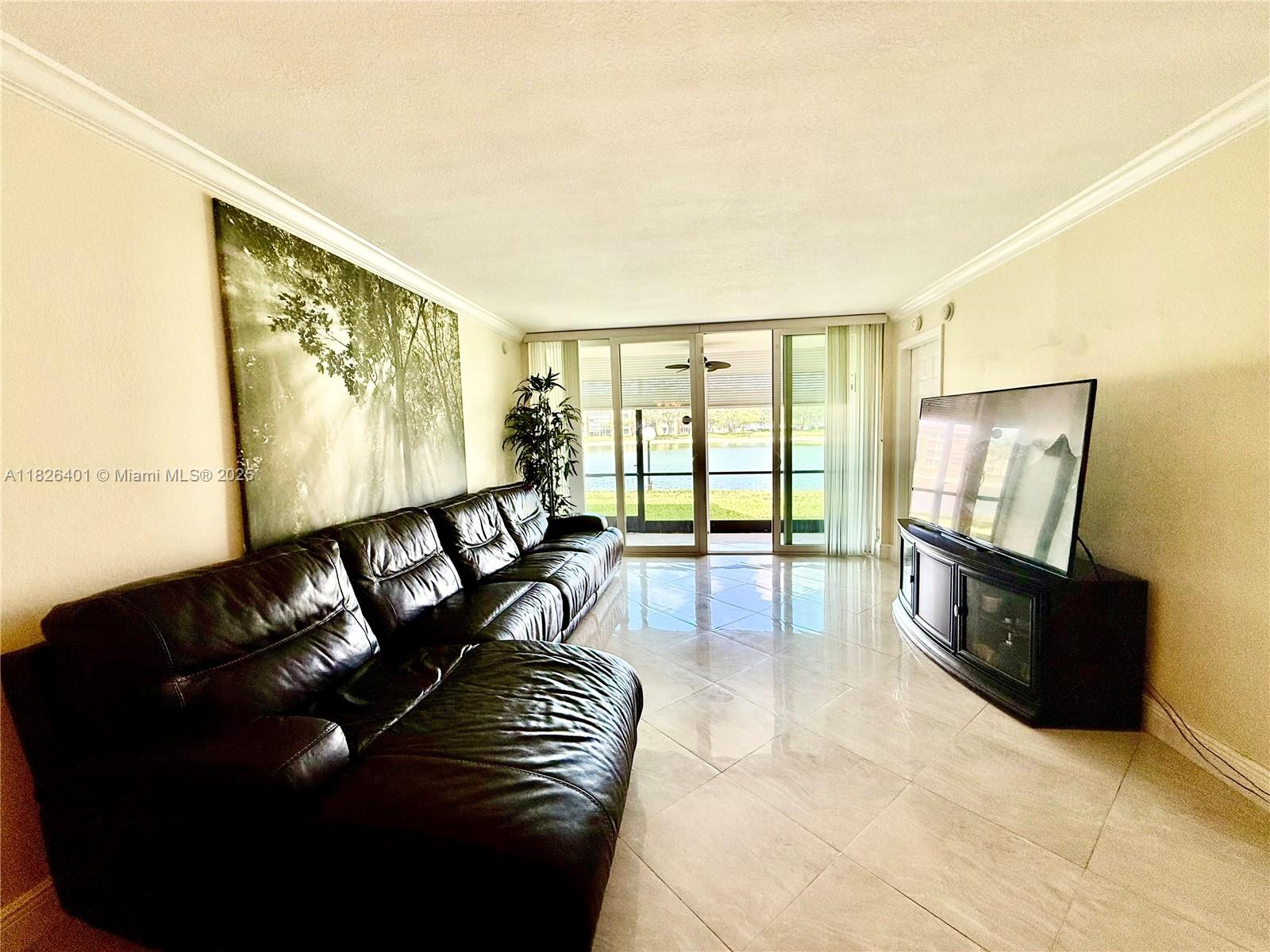 CORAL GATE IX CONDO - Residential