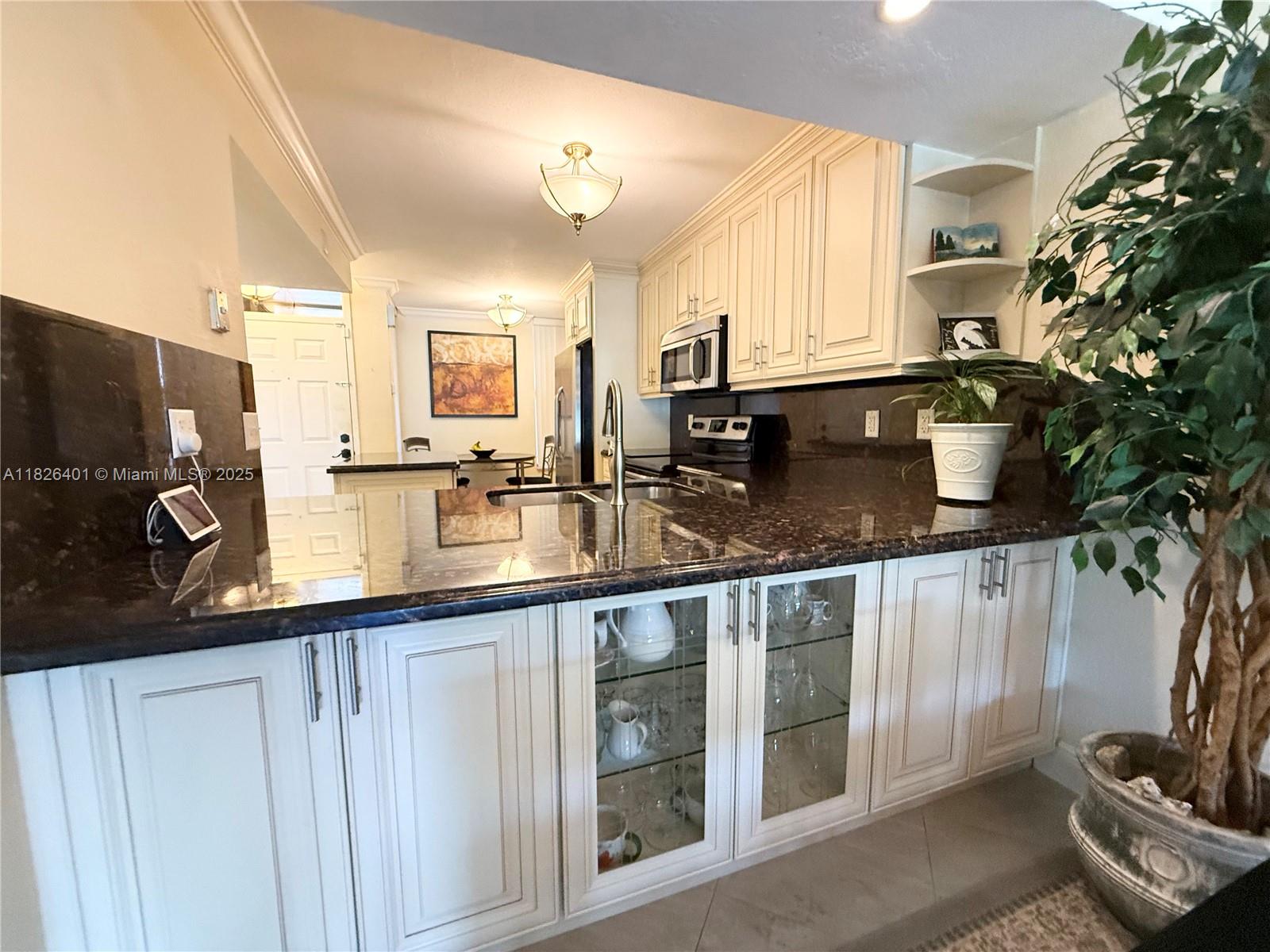 CORAL GATE IX CONDO - Residential