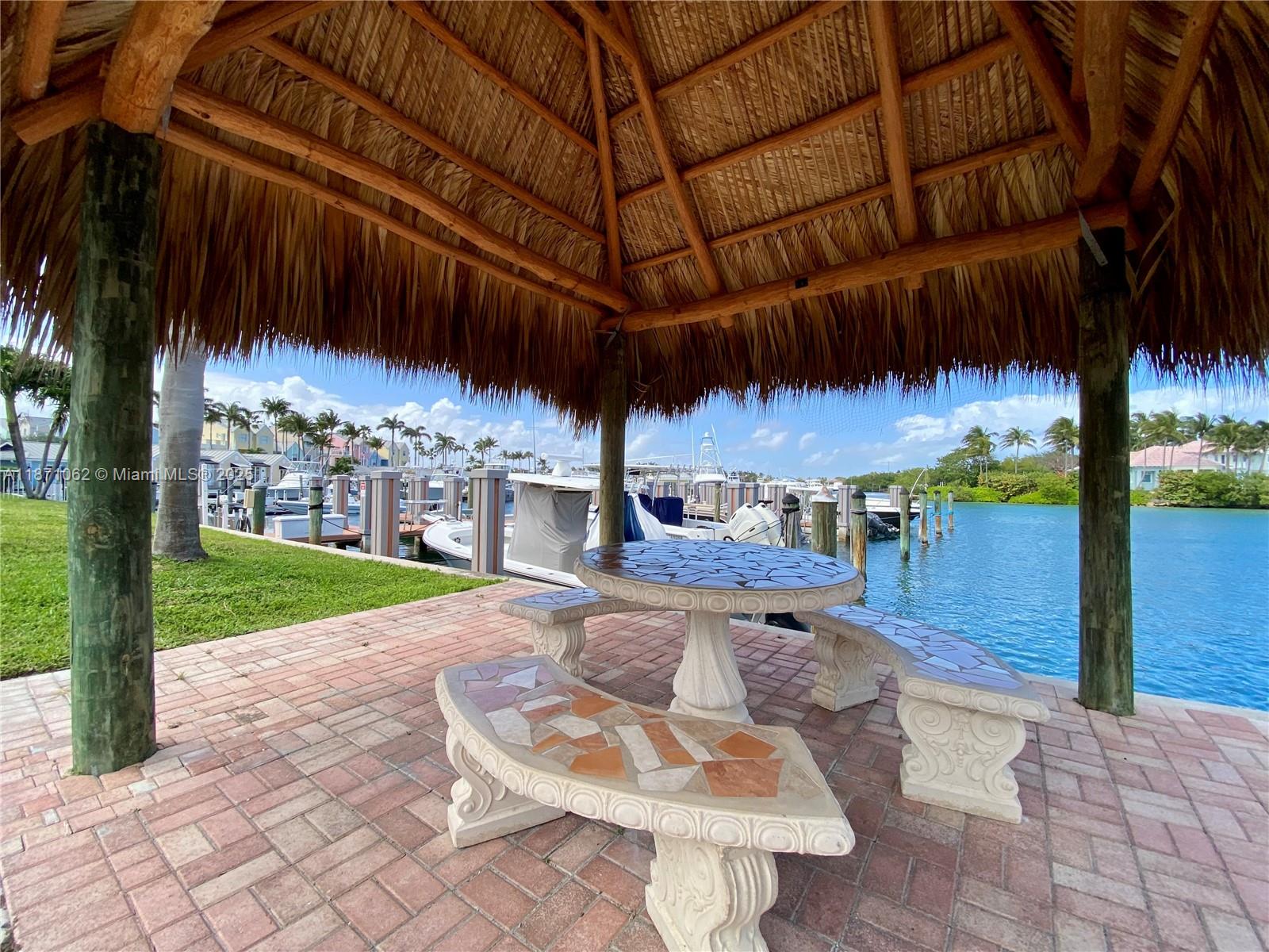 LIGHTHOUSE COLONY CO-OP - Residential