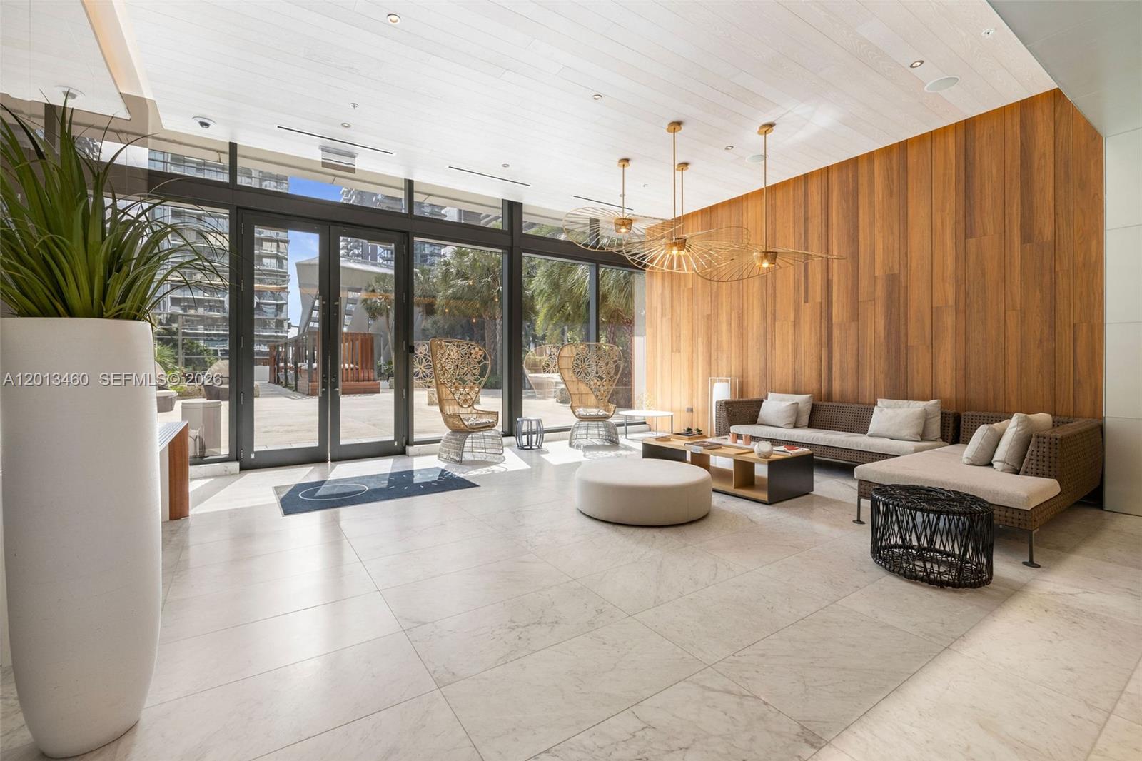 RISE CONDO - Residential Lease