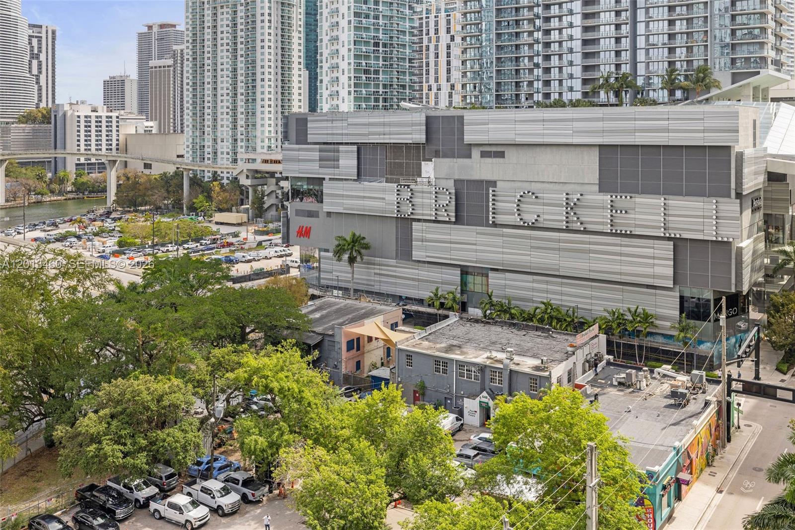 RISE CONDO - Residential Lease