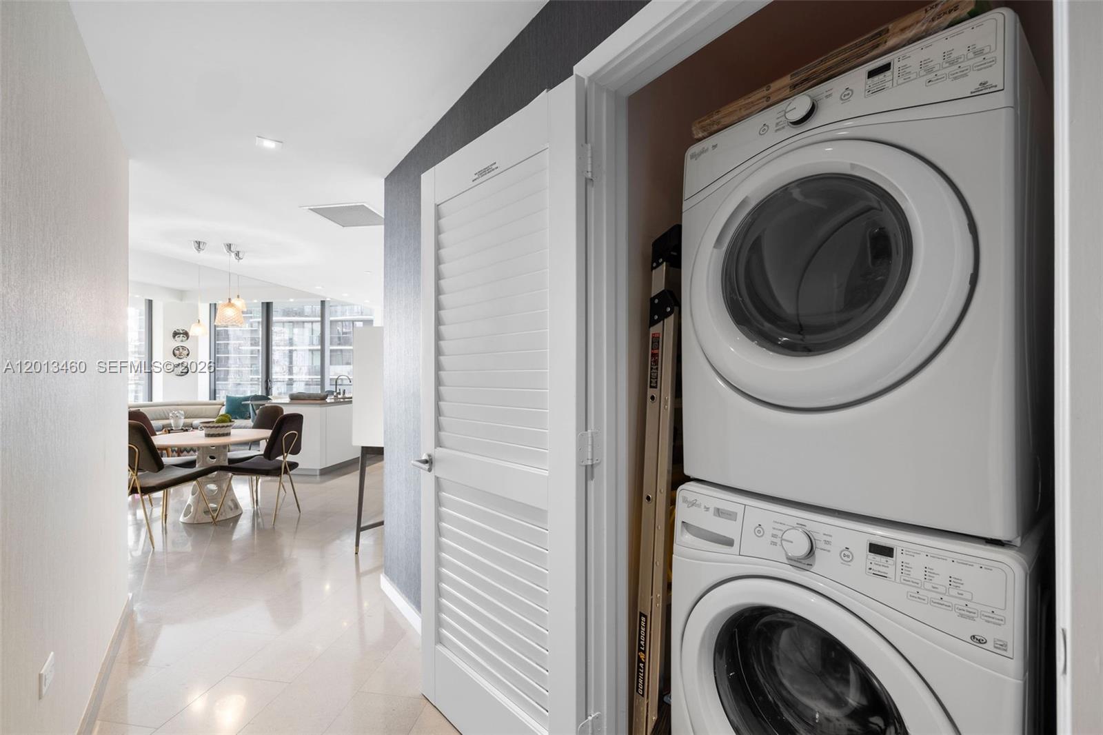RISE CONDO - Residential Lease