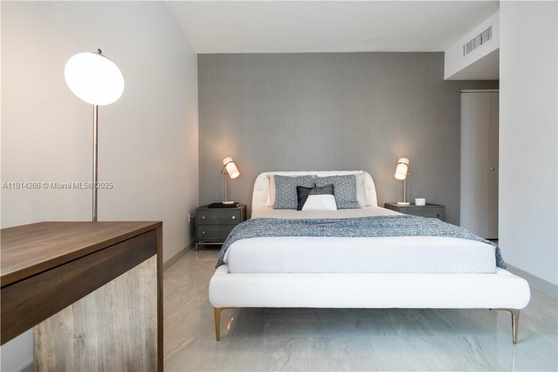 BRICKELL TEN CONDO - Residential Lease