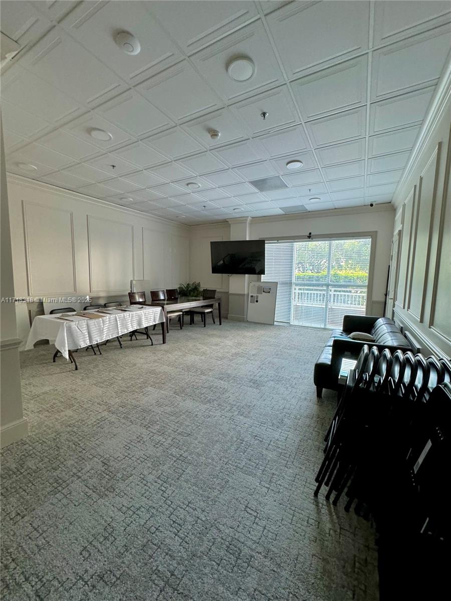 DA VINCI ON DOUGLAS CONDO - Residential